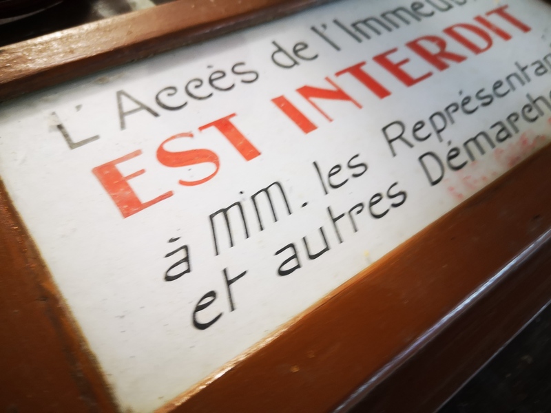 Panneau interdit aux démarcheurs